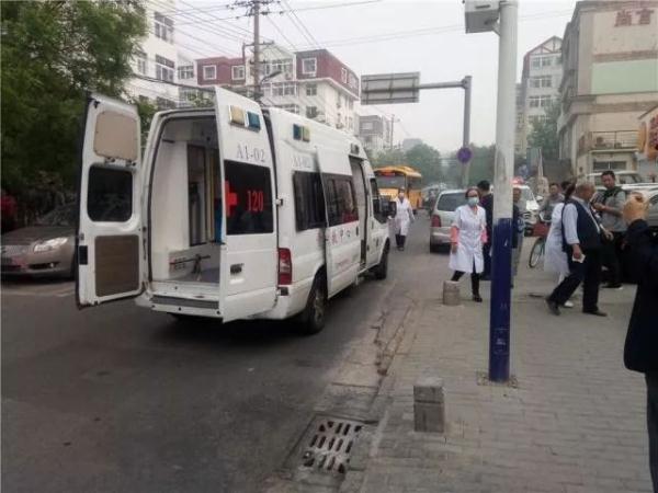 突發(fā)！青島一居民樓發(fā)生爆燃！已造1人死亡，7人受傷！3公里外有震感…